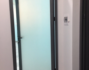 CỬA NHÔM MẪU 4 